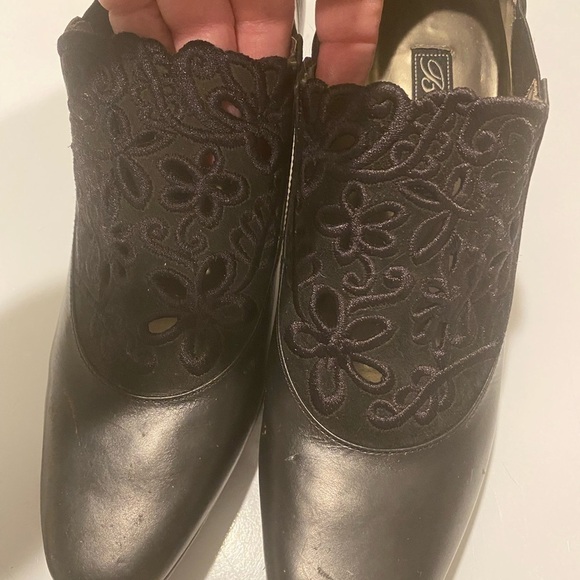 Brighton Black Floral Embroidered Shoes - Picture 8 of 10